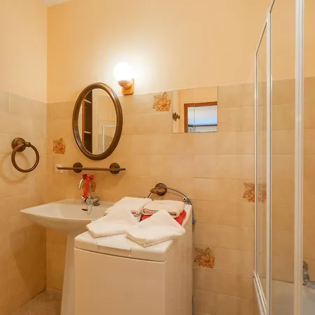 Appartement Proche De La Palmyre *