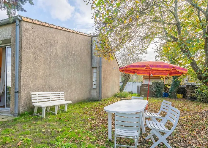 Proche De La Palmyre